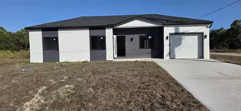 1907 E 15th St, Lehigh Acres, FL 33972