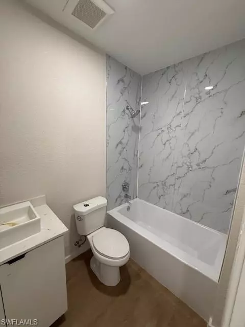 Bath - 1907 E 15th St, Lehigh Acres, FL 33972 photo 1 of 2