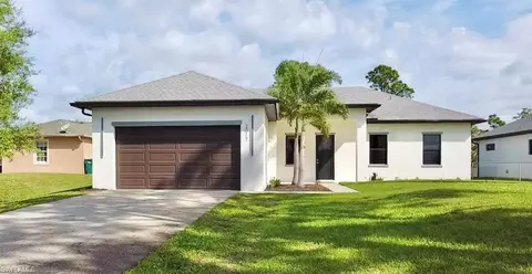 2017 47th Ave NE, Naples, FL 34120