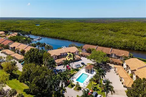 194 Newport Dr #908, Naples, FL 34114