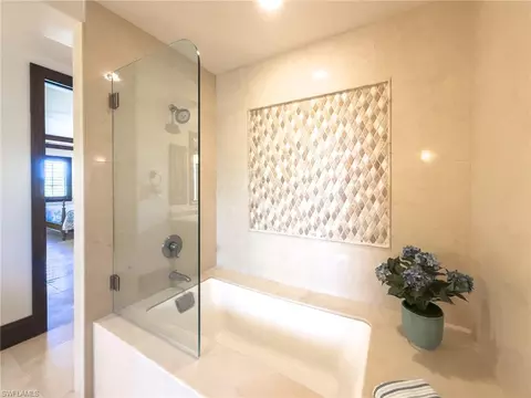 Bath - 200 S Golf Dr, Naples, FL 34102 photo 6 of 8