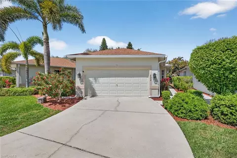 599 Crossfield Cir #35, Naples, FL 34104