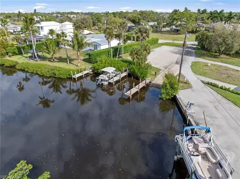 View/Area - 4724 Riverside Dr, Estero, FL 33928 photo 6 of 7