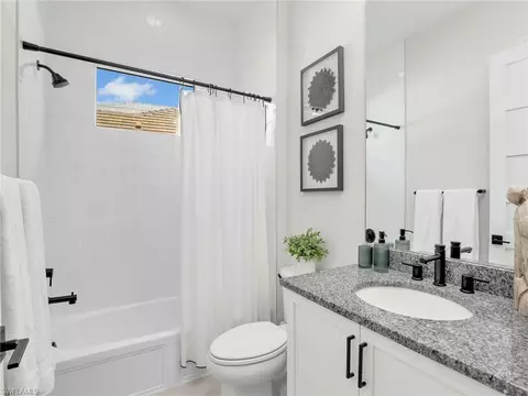 Bath - 8850 Calypso Ct, Naples, FL 34112 photo 5 of 6