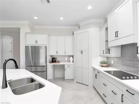 Kitchen - 8850 Calypso Ct, Naples, FL 34112 photo 5 of 6