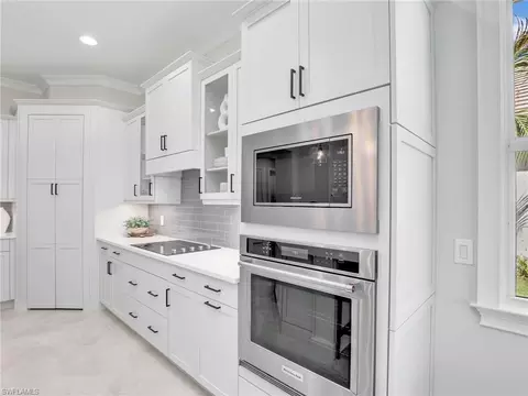 Kitchen - 8850 Calypso Ct, Naples, FL 34112 photo 6 of 6