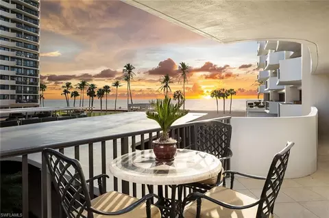 4005 Gulf Shore Blvd N #100, Naples, FL 34103