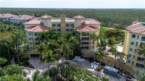 2748 Tiburon Blvd E #C404, Naples, FL 34109