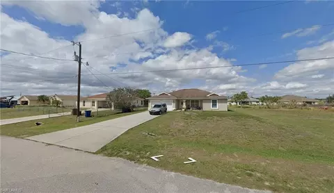 3904 11th St W, Lehigh Acres, FL 33971