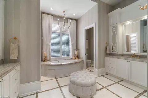 2225 Miramonte Ct, Naples, FL 34105 photo 20