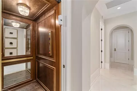 2225 Miramonte Ct, Naples, FL 34105 photo 38