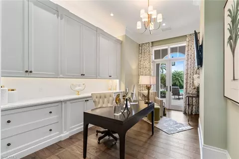 2225 Miramonte Ct, Naples, FL 34105 photo 23