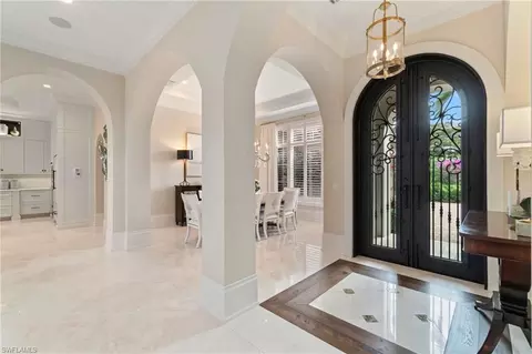 2225 Miramonte Ct, Naples, FL 34105 photo 16