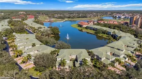 600 Vintage Reserve Ln #22B, Naples, FL 34119