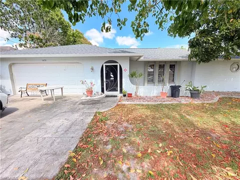 1439 SE 15th St, Cape Coral, FL 33990