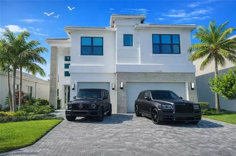 12770 Woodbury Dr, Estero, FL 33928
