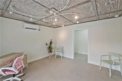 Other - 480 Oak Ave, Naples, FL 34108 photo 6 of 9