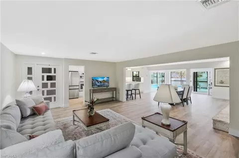 Other - 480 Oak Ave, Naples, FL 34108 photo 4 of 9