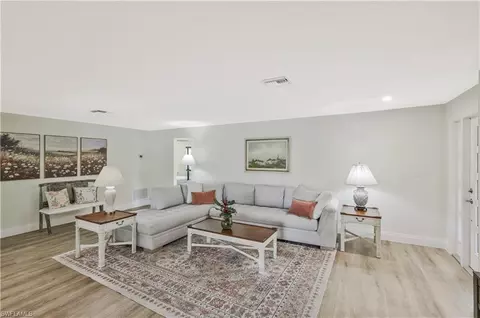 Other - 480 Oak Ave, Naples, FL 34108 photo 3 of 9