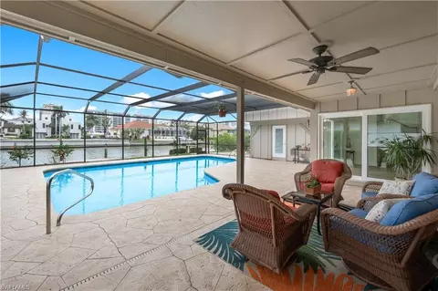 Exterior - 480 Oak Ave, Naples, FL 34108 photo 3 of 13