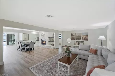 Living - 480 Oak Ave, Naples, FL 34108 photo 1 of 1