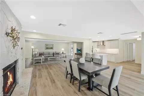 Dining - 480 Oak Ave, Naples, FL 34108 photo 1 of 3