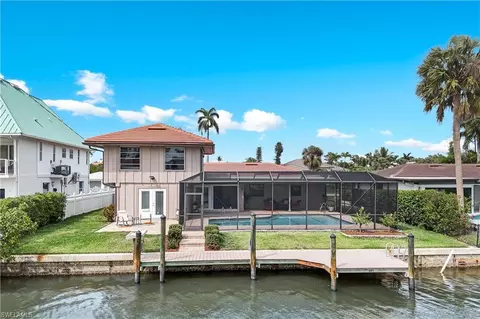 Exterior - 480 Oak Ave, Naples, FL 34108 photo 12 of 13