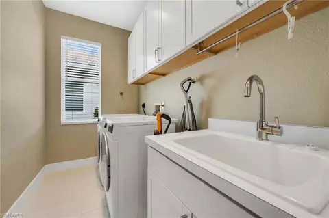 4895 Cerromar Dr, Naples, FL 34112 photo 23