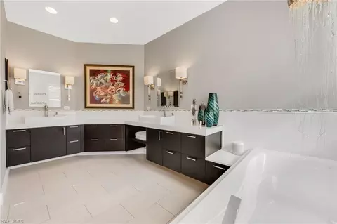 4895 Cerromar Dr, Naples, FL 34112 photo 11