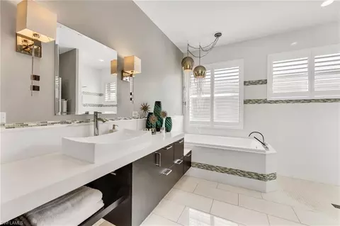 4895 Cerromar Dr, Naples, FL 34112 photo 10