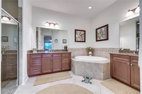 Bath - 7587 Moorgate Point Way, Naples, FL 34113 photo 2 of 4