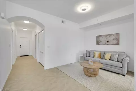 2740 Cypress Trace Cir #2717, Naples, FL 34119