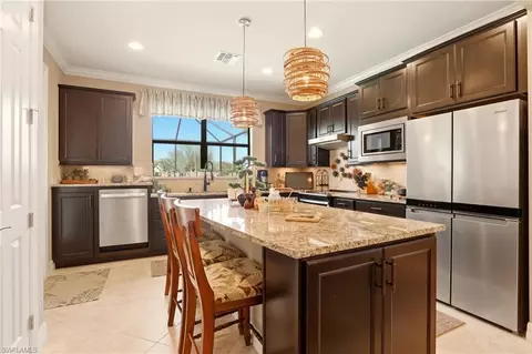 10864 Glenhurst St, Fort Myers, FL 33913