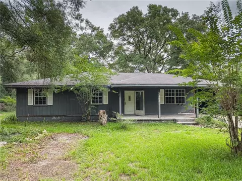1103 SE 1 St, Chiefland, FL 32626