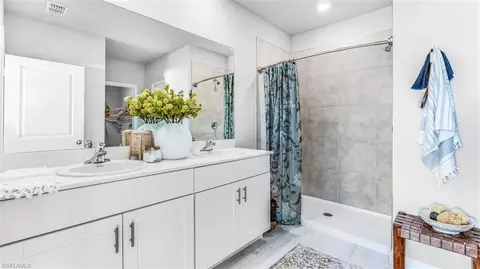 Bath - 321 Phoenix Ter, Labelle, FL 33935 photo 1 of 1