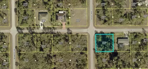 3900 E 9th St, Lehigh Acres, FL 33972