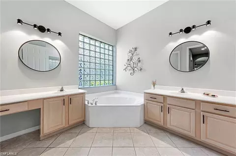Bath - 349 Harvard Ln, Naples, FL 34104 photo 1 of 3
