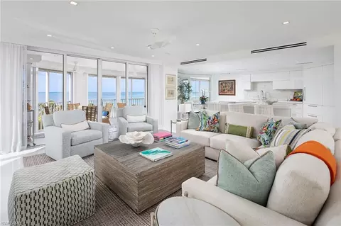 8111 Bay Colony Dr #302, Naples, FL 34108