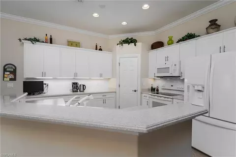 Kitchen - 6845 Bent Grass Dr, Naples, FL 34113 photo 1 of 4