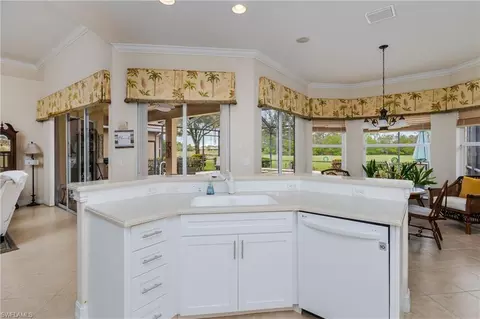 Kitchen - 6845 Bent Grass Dr, Naples, FL 34113 photo 3 of 4