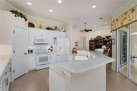 Kitchen - 6845 Bent Grass Dr, Naples, FL 34113 photo 2 of 4