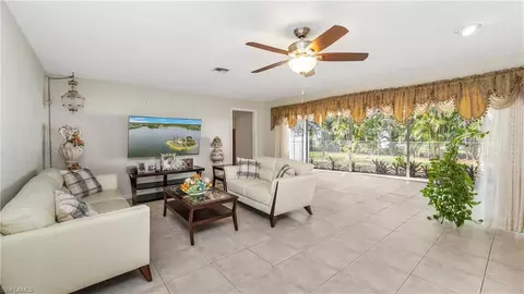 3804 SE 10th Pl, Cape Coral, FL 33904