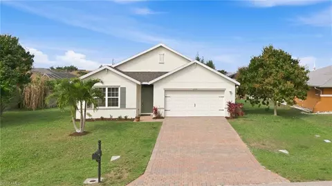 2006 SW 15th Ave, Cape Coral, FL 33991