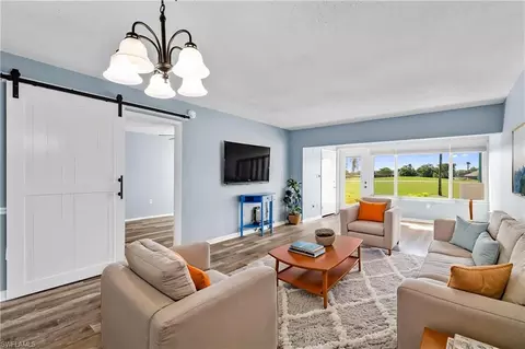 1660 Pine Valley Dr #104, Fort Myers, FL 33907