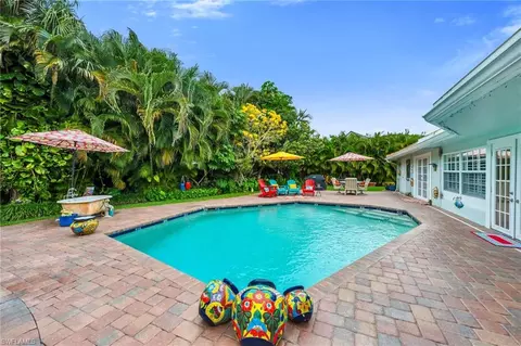 Exterior - 1541 Mandarin Rd, Naples, FL 34102 photo 5 of 5