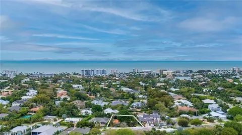 View/Area - 1541 Mandarin Rd, Naples, FL 34102 photo 6 of 6