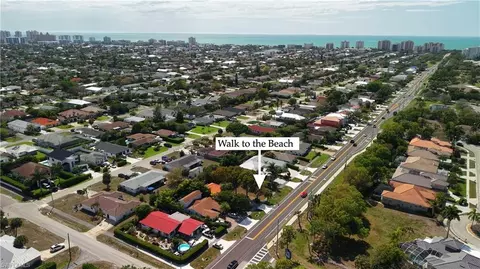 686 111th Ave N, Naples, FL 34108
