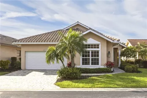 9515 Mariners Cove Ln, Fort Myers, FL 33919