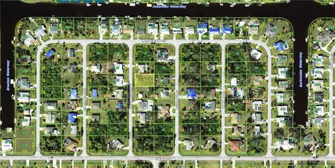 4476 Costello St, Port Charlotte, FL 33948