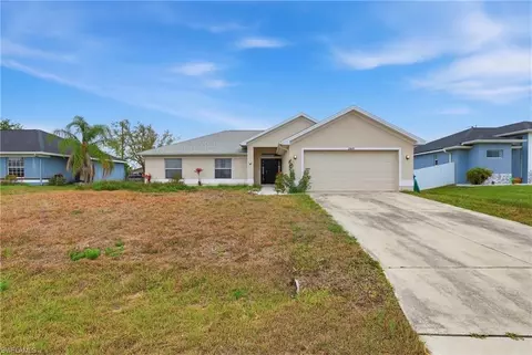 2009 NE 13th Pl, Cape Coral, FL 33909